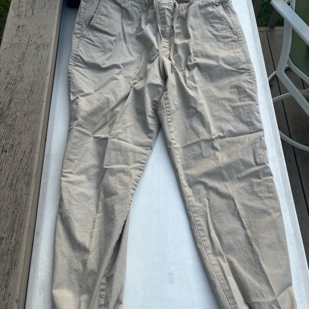 gap khaki joggers
